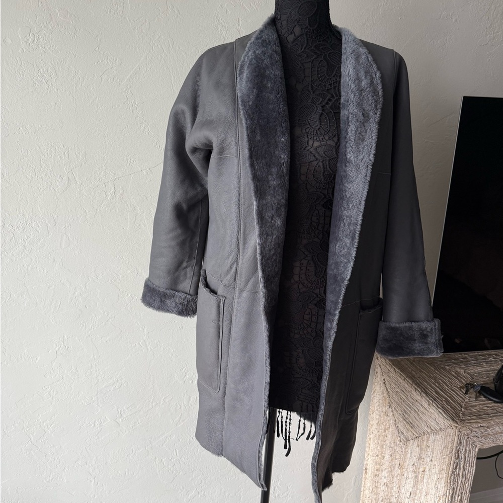 NWT Vince Charcoal reversible women real leather-fur coat . Size M authentic!